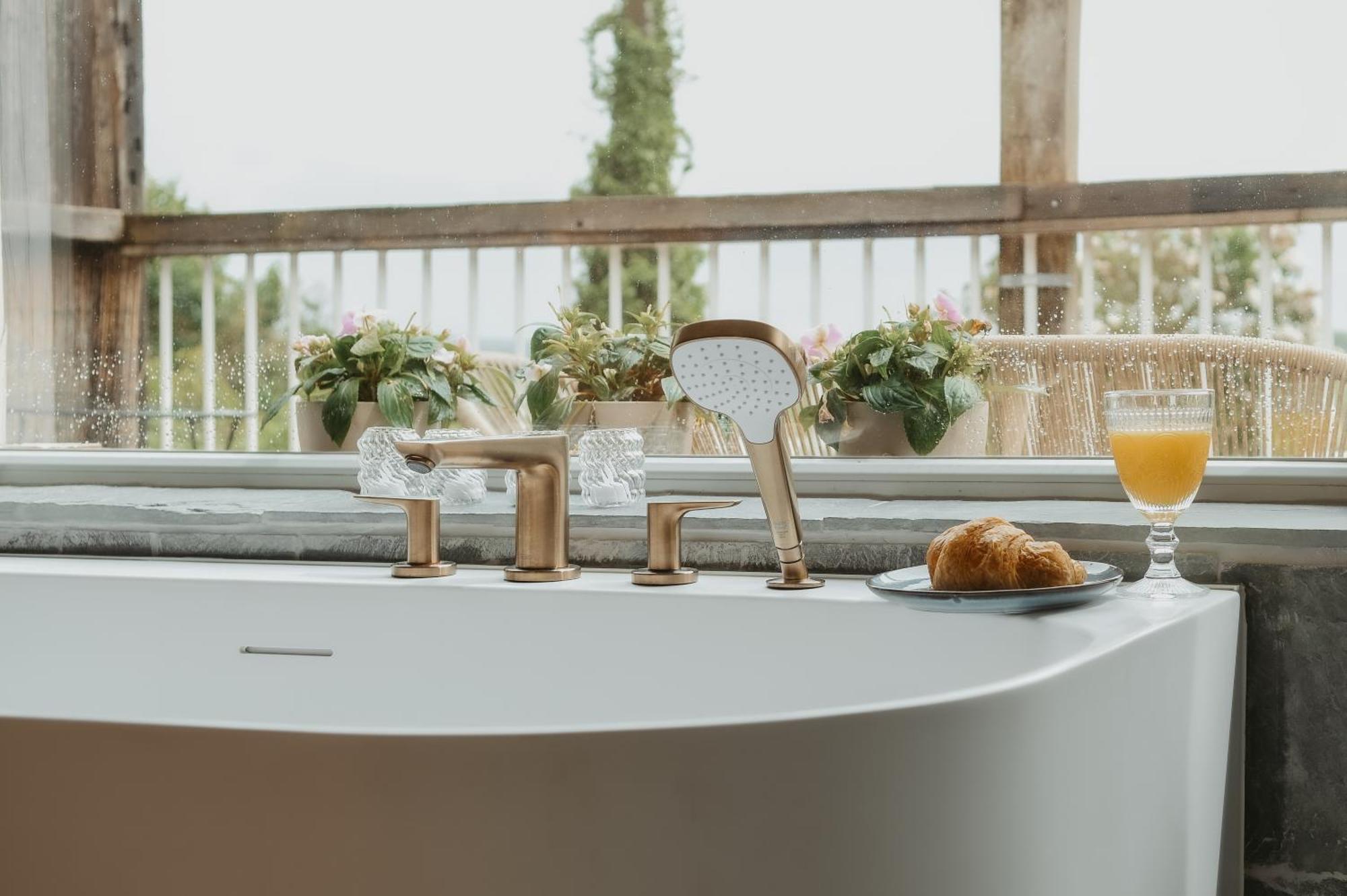 לאנקן Maas Suites מראה חיצוני תמונה