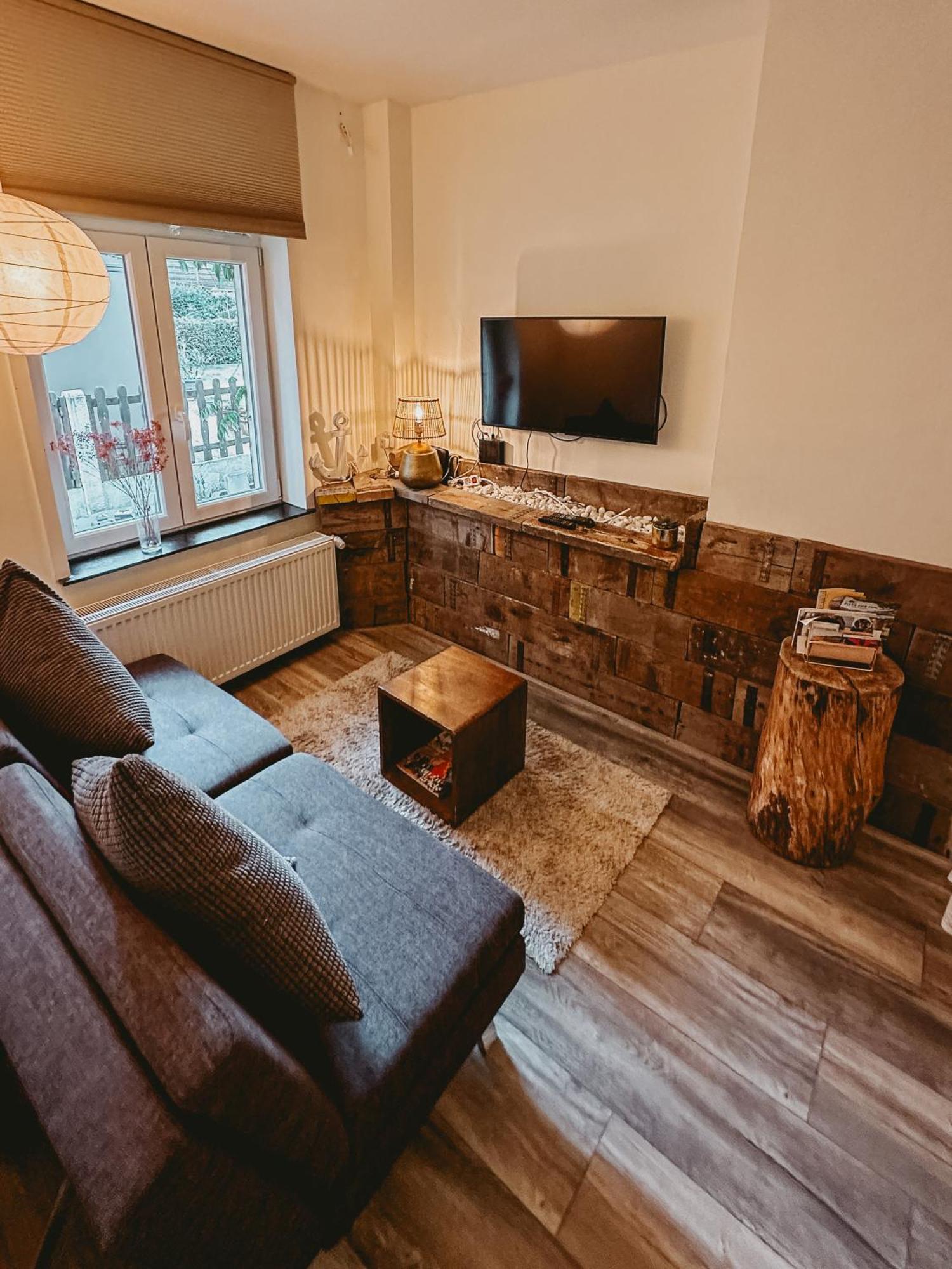לאנקן Maas Suites מראה חיצוני תמונה
