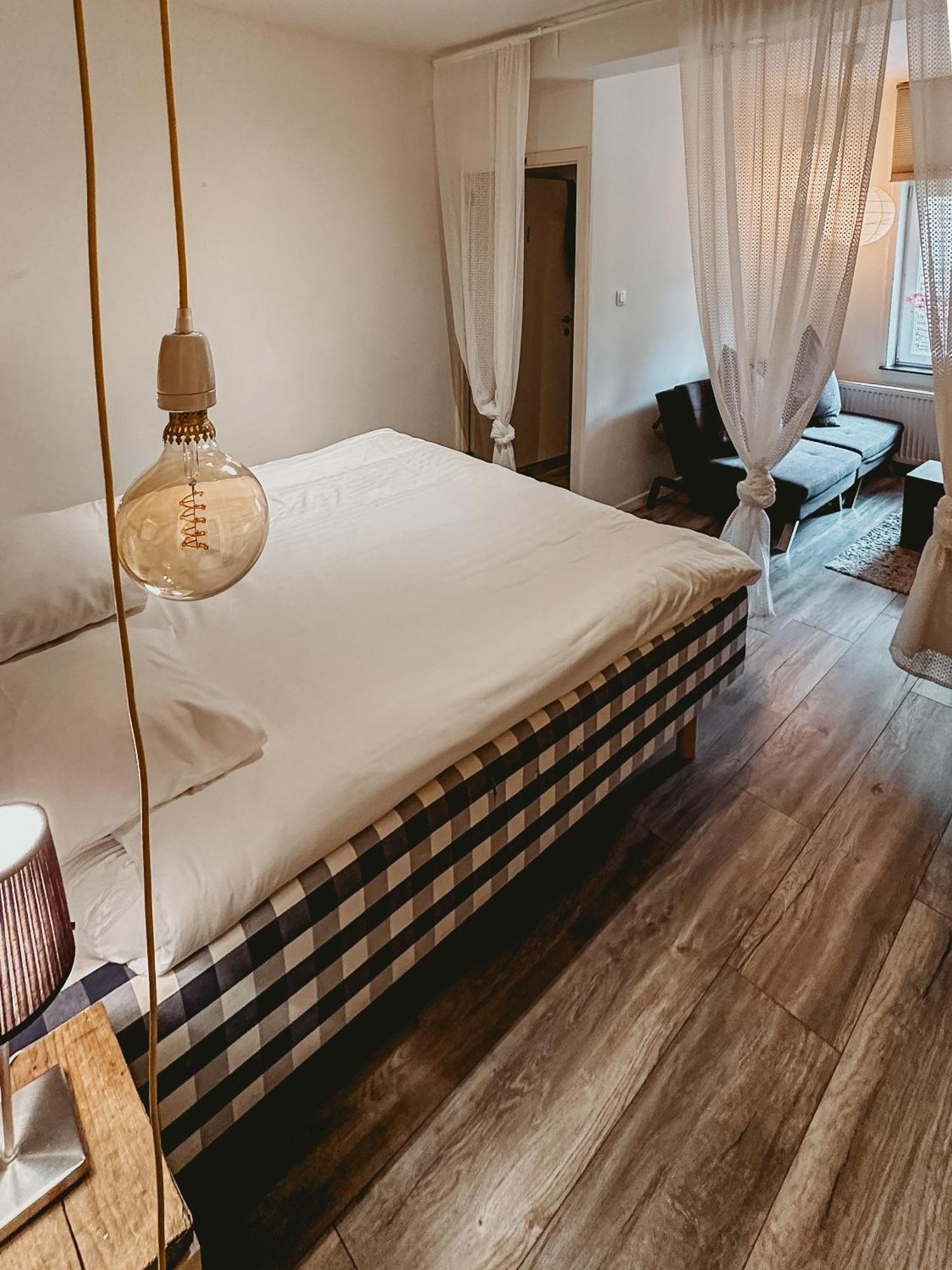לאנקן Maas Suites מראה חיצוני תמונה